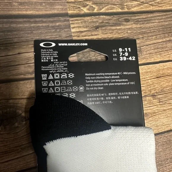 NWT Oakley Ribbed Ellipse Long Socks Size Medium (White) *Unopened* Unisex - Picture 3 of 8